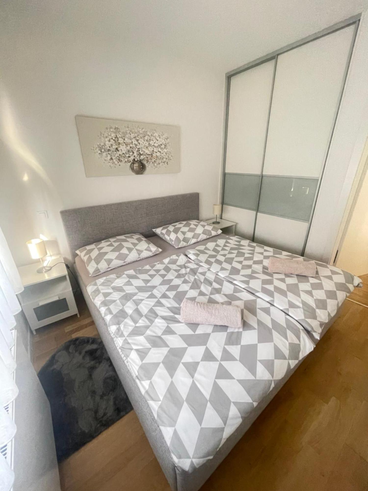Lucky Place Apartment - Zumberacka With Free Private Parking Zagreb Buitenkant foto
